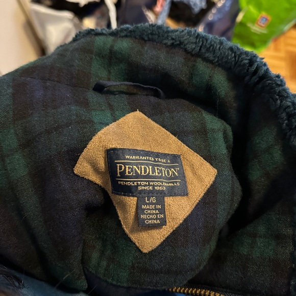 Pendleton Blue Fluffy Pullover - Picture 3 of 3